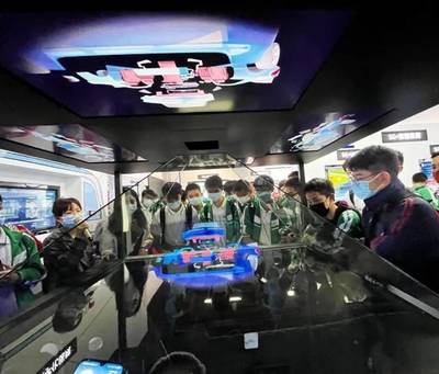 5G賦能未來，智慧點亮校園——我校網絡工程教學系師生參觀中國聯通5G創新中心側記